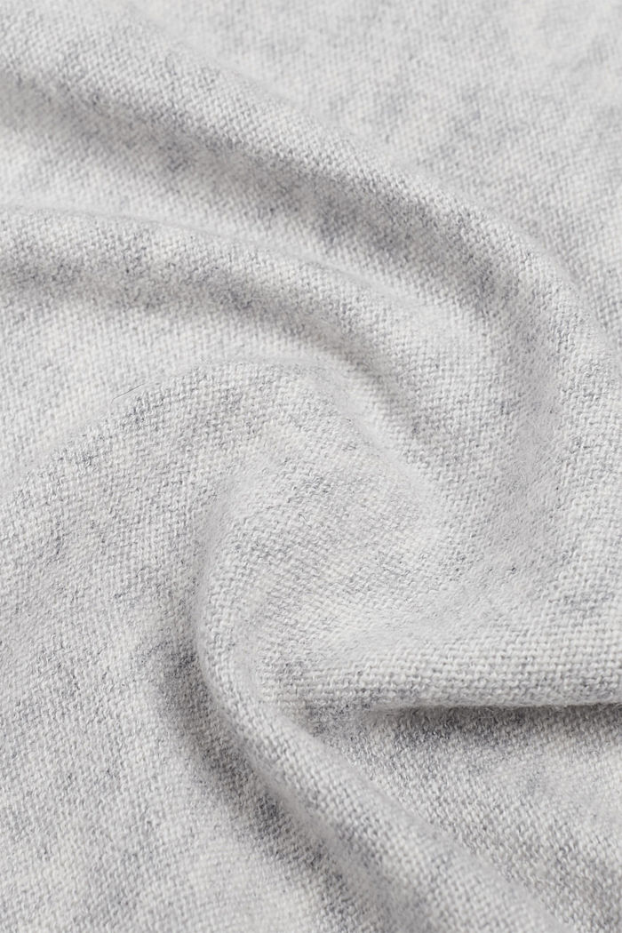 Mix van wol en kasjmier: fijngebreide sjaal, PASTEL GREY, detail image number 1