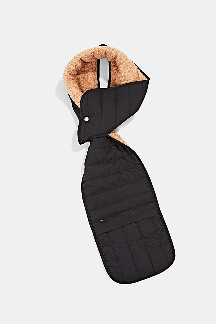 Gerecycled: gewatteerde sjaal met pluche, BLACK, overview
