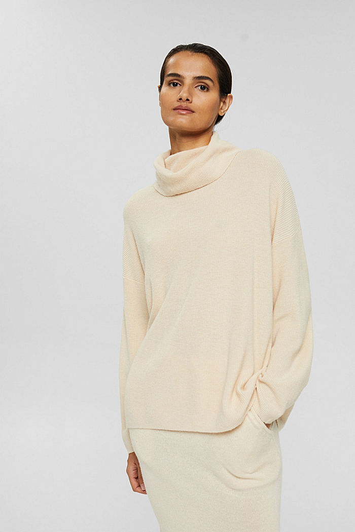 Con lana/cashmere: pullover con collo a cascata