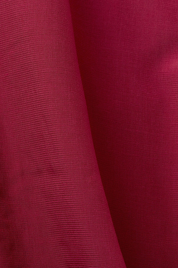 Blouse with smocked details, LENZING™ ECOVERO™, CHERRY RED, detail-asia image number 4