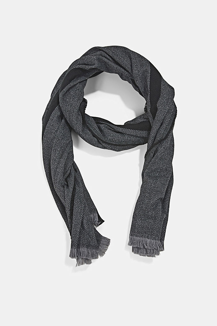 Made of recycled material: woven scarf with a herringbone pattern