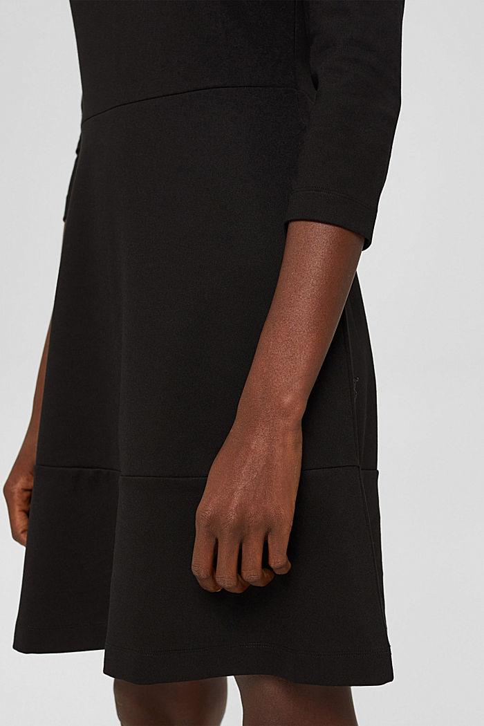 Dzianinowa sukienka do kolan z falbaną u dołu, BLACK, detail image number 3