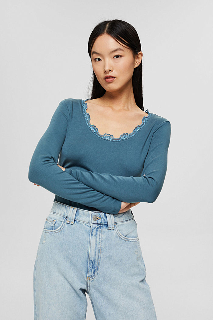 Made of TENCEL™: lace-trimmed, long sleeve top