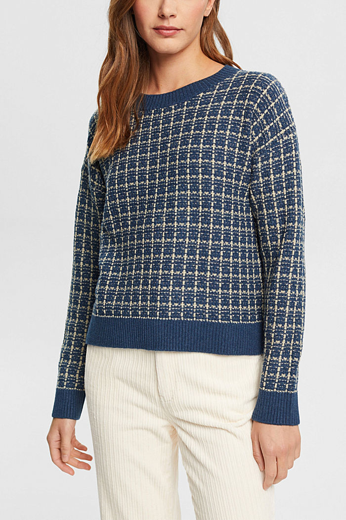 Check patterned jumper