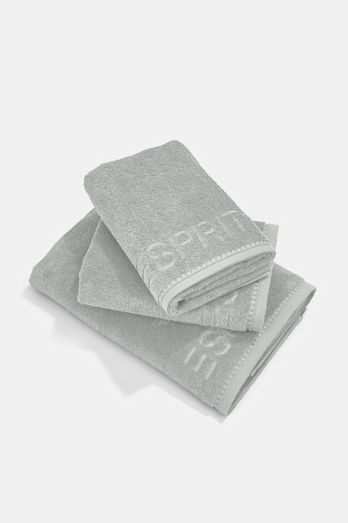 Containing TENCEL™: triple pack of terrycloth towels