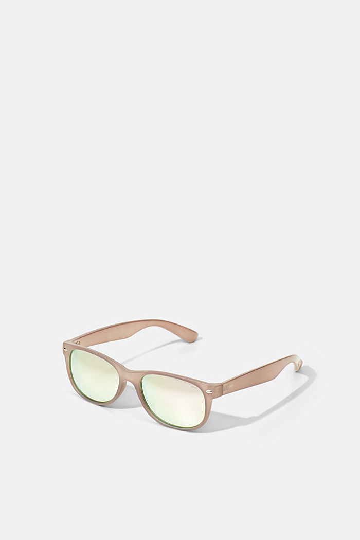 Gafas de sol con diseño atemporal