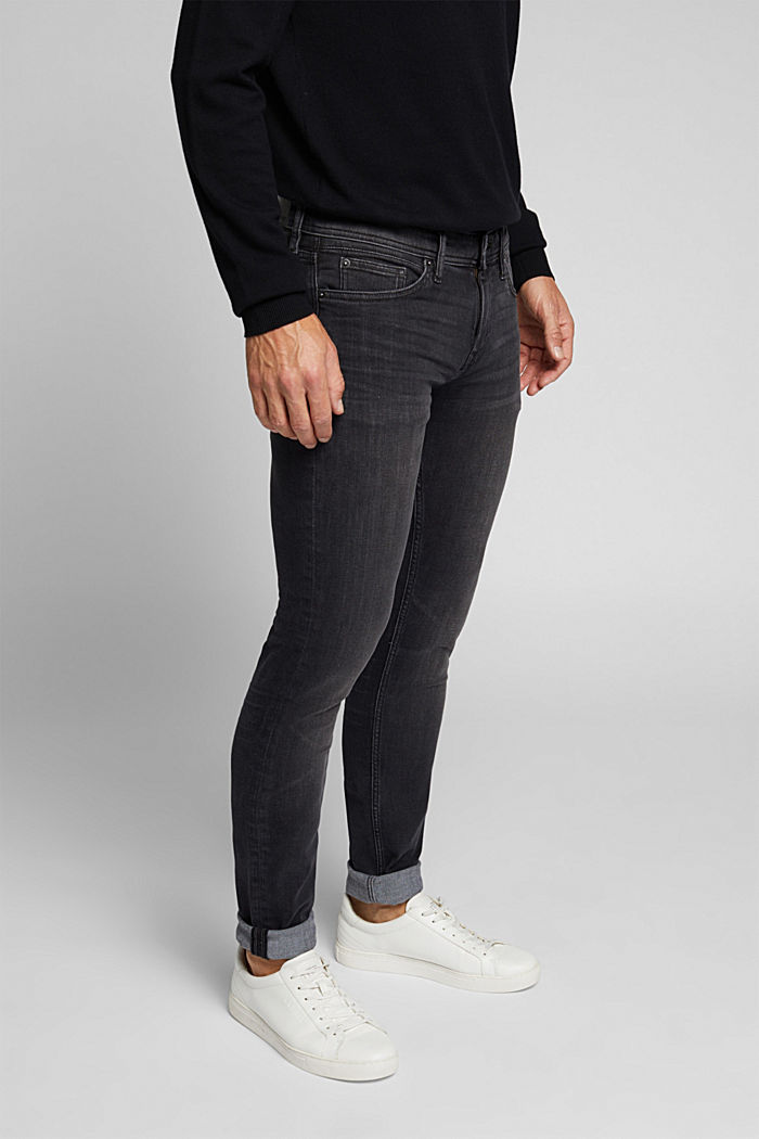 Organic cotton jeans with recycled material
