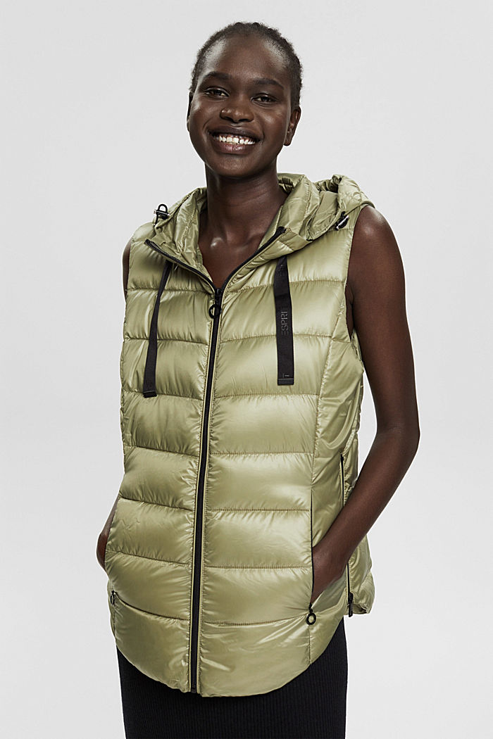 Made of recycled yarn: Body warmer with a detachable hood
