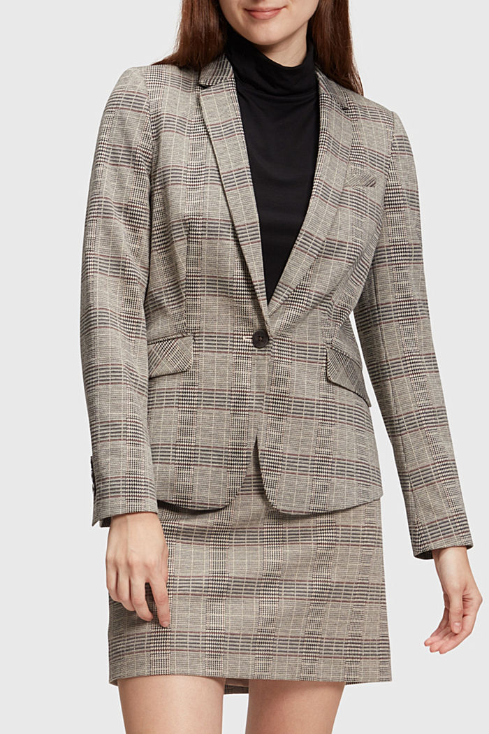 Blazer with a Prince of Wales check pattern