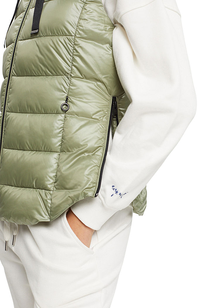 Quilted body-warmer with detachable hood, LIGHT KHAKI, detail-asia image number 4